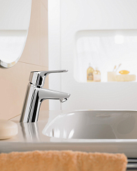 Фото Смеситель Hansgrohe Focus E2 31733000 для раковины