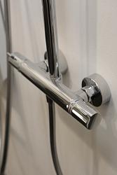 Фото Душевая стойка Hansgrohe Raindance Select S 27133000