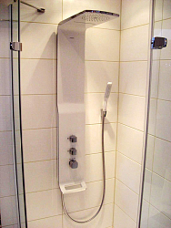 Фото Душевая панель Hansgrohe Raindance 27008400