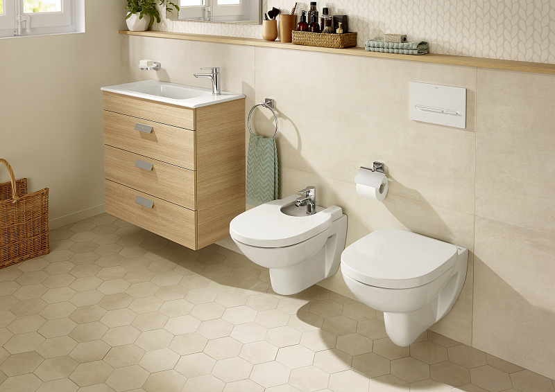 Унитаз подвесной Roca Debba 346998000 безободковый , изображение 4