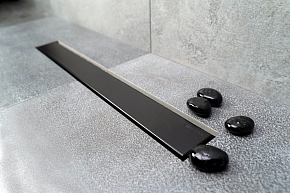 Фото Душевой лоток Pestan Confluo Frameless Line 850 черный матовый
