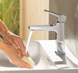 Фото Смеситель Hansgrohe Metropol 32506000 для раковины