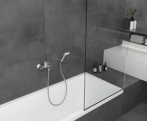 Фото Смеситель Hansgrohe Vernis Shape 71453000 для ванны с душем 2 режима
