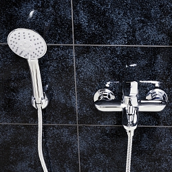 Фото Смеситель Wasserkraft Vils 5601 для ванны с душем